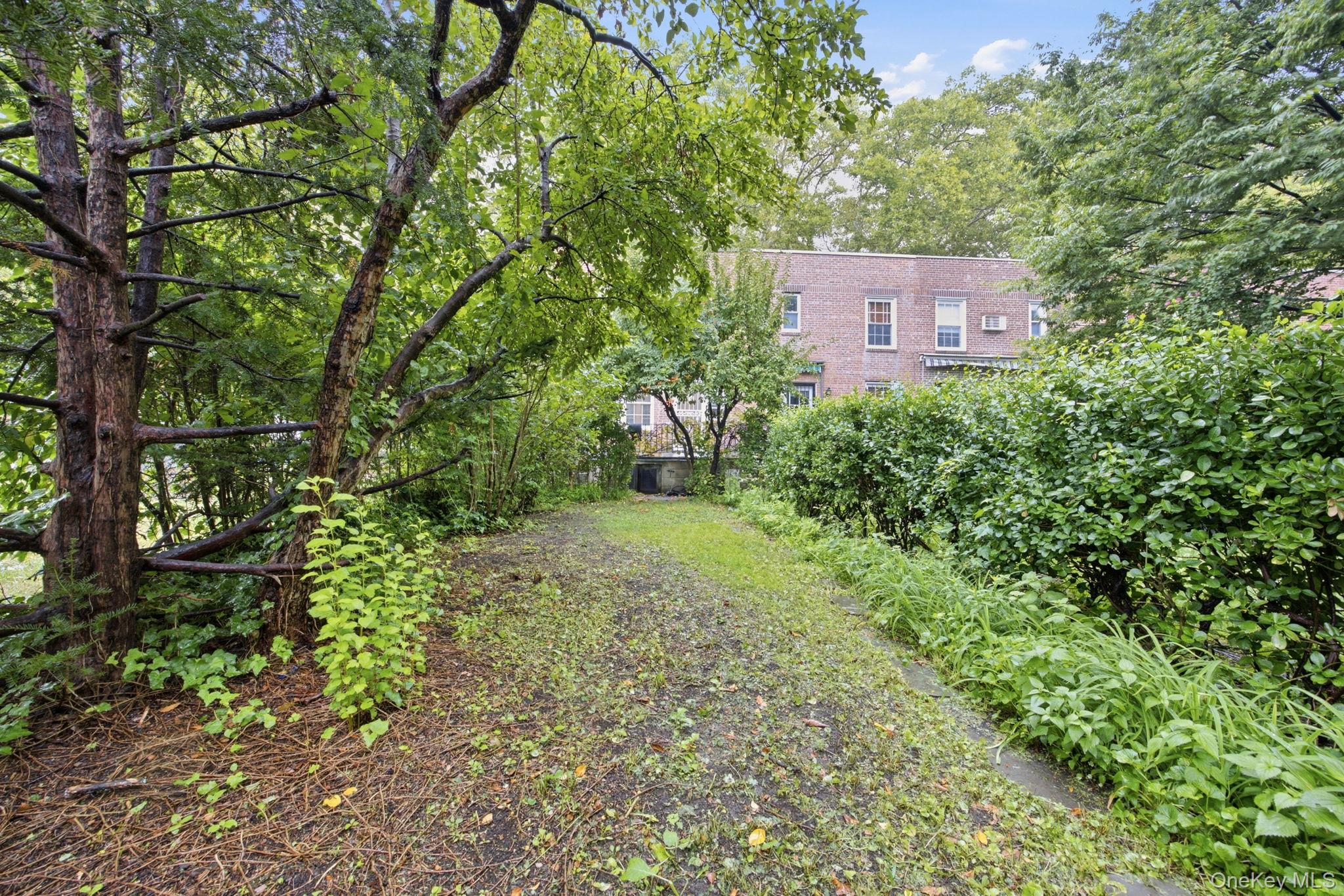 39-27 49th Street – For Sale photo 15