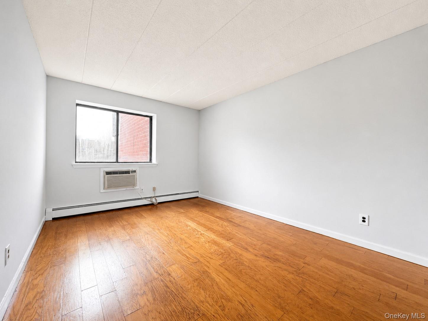 13935 35th Avenue, Unit 4B photo 21