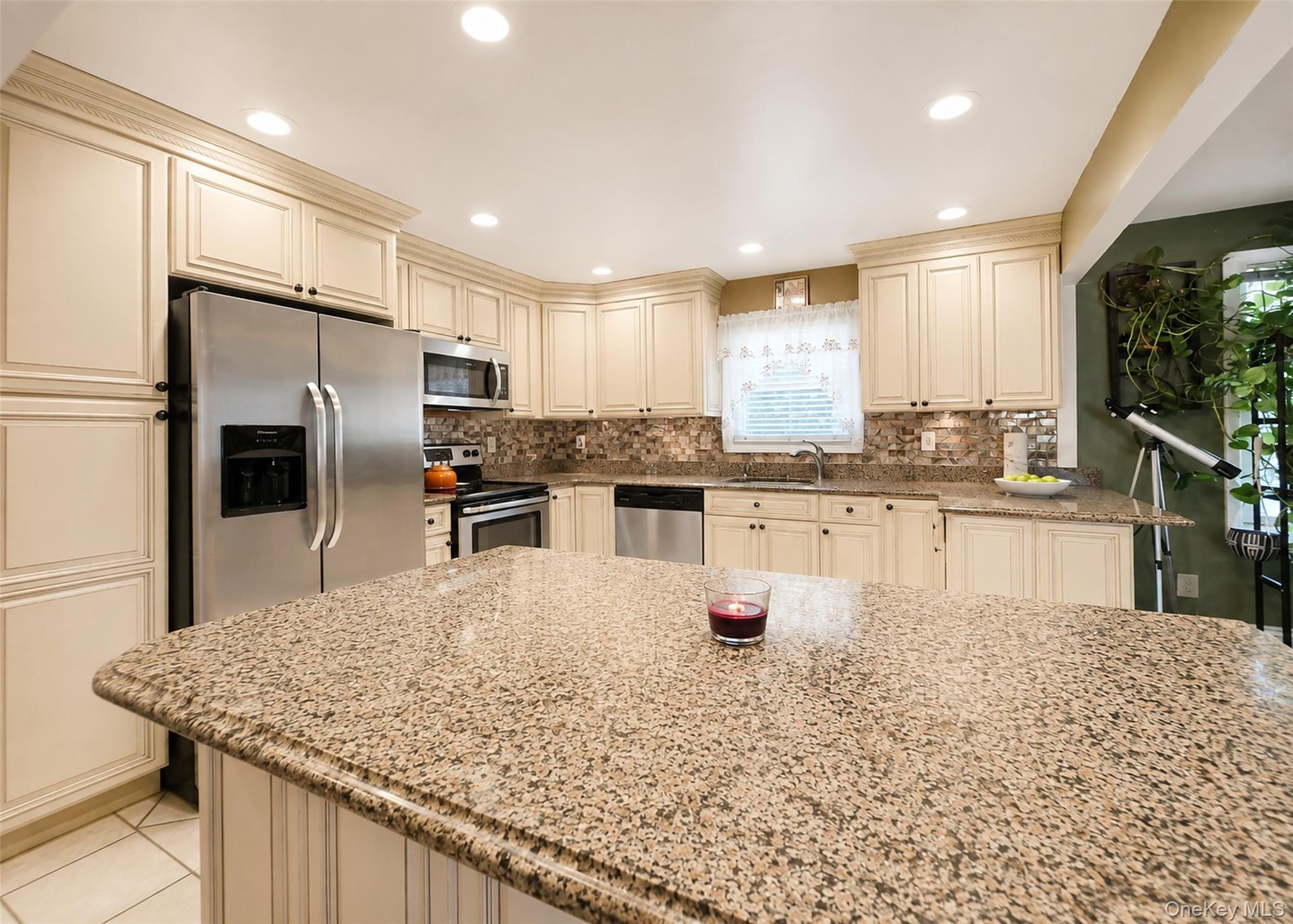 1028 Union Boulevard – For Sale photo 6