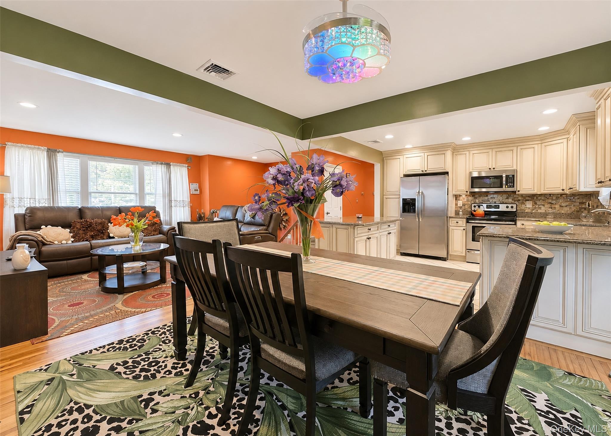 1028 Union Boulevard – For Sale photo 9