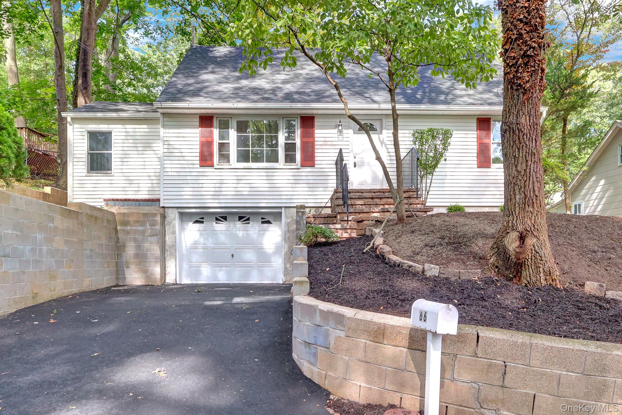 66 Washington Street – For Sale photo 4