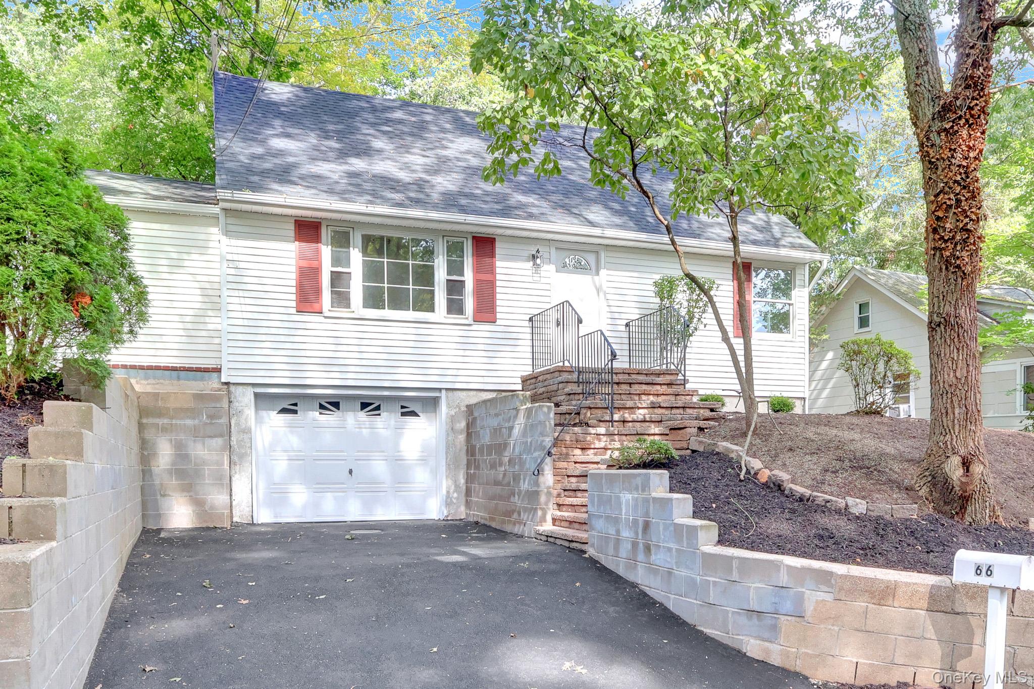66 Washington Street – For Sale