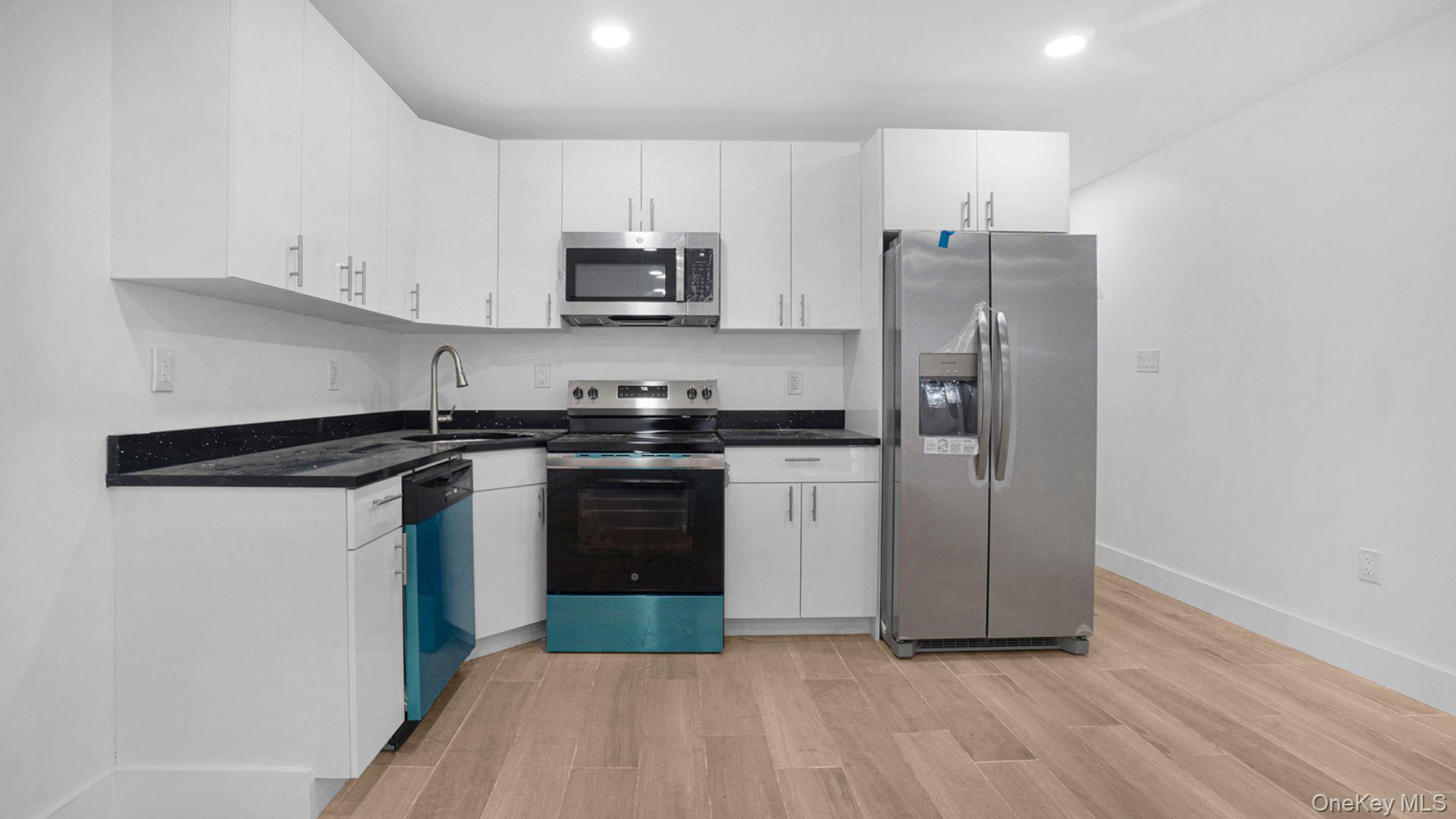 3968 Duryea Avenue – For Sale photo 10