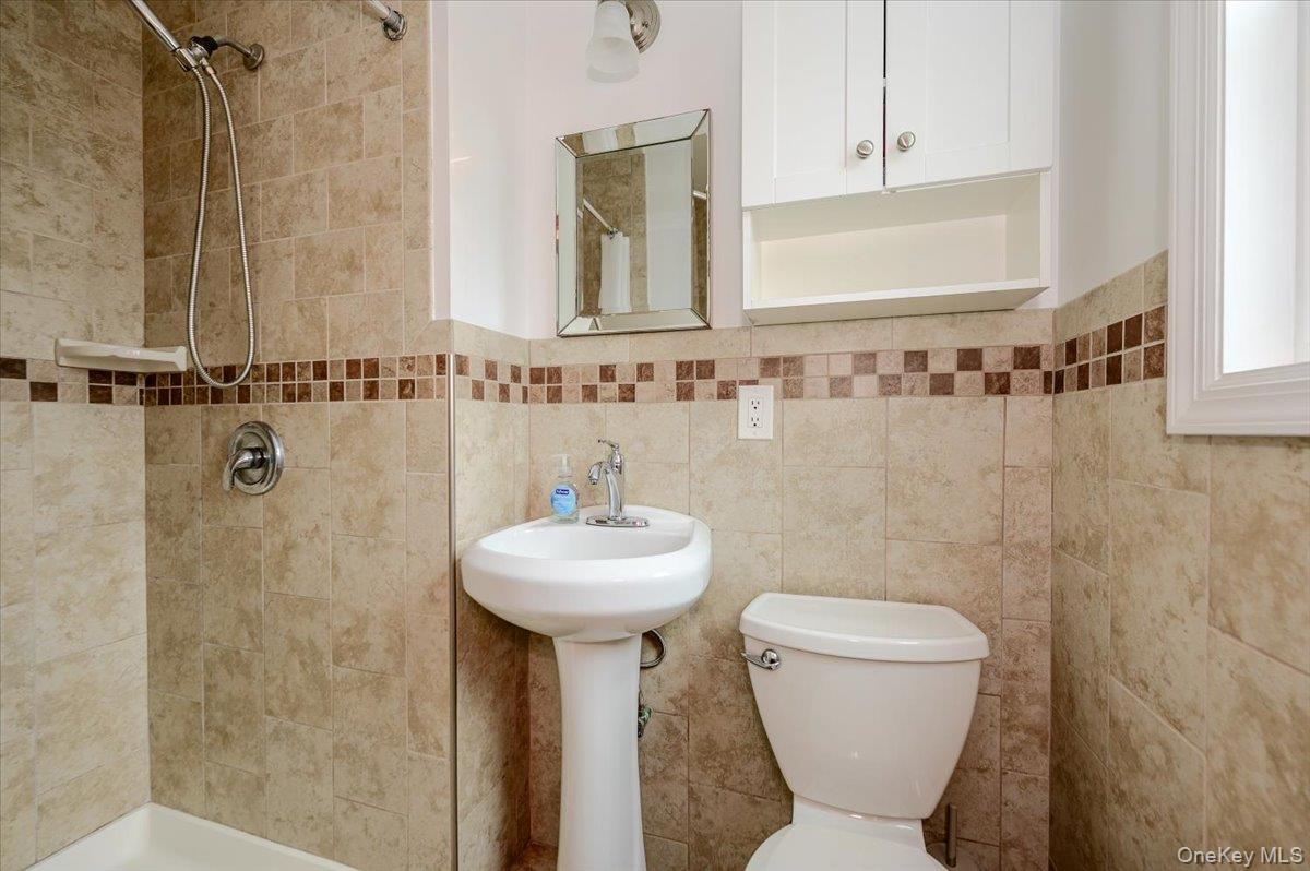 2664 Grayson Drive – For Sale photo 15