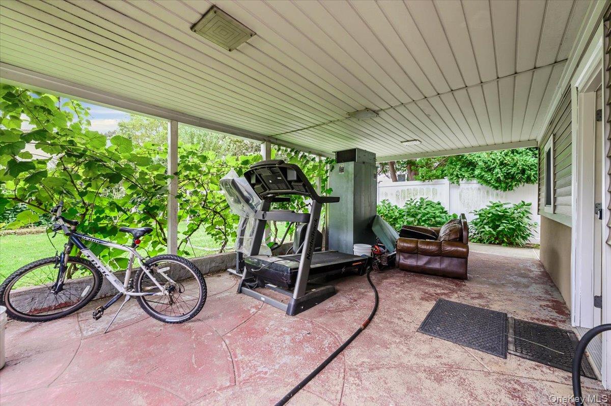 2664 Grayson Drive – For Sale photo 20