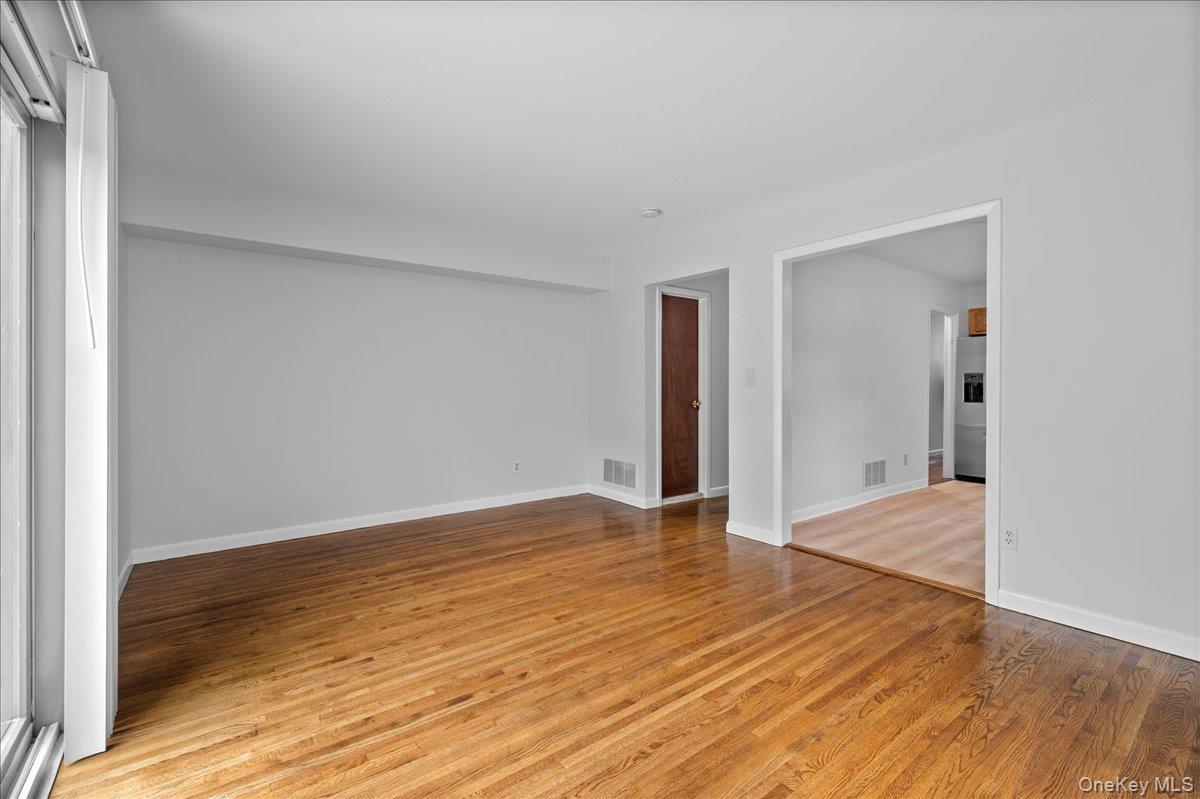 284 Park Avenue, Unit Left Side photo 9