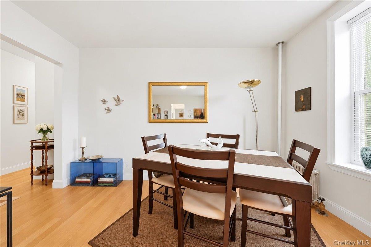 811 Walton Avenue, Unit E18 photo 7