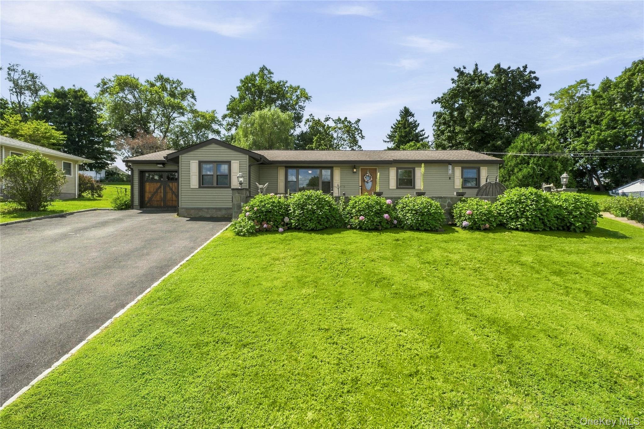 28 Hilltop Drive – For Sale