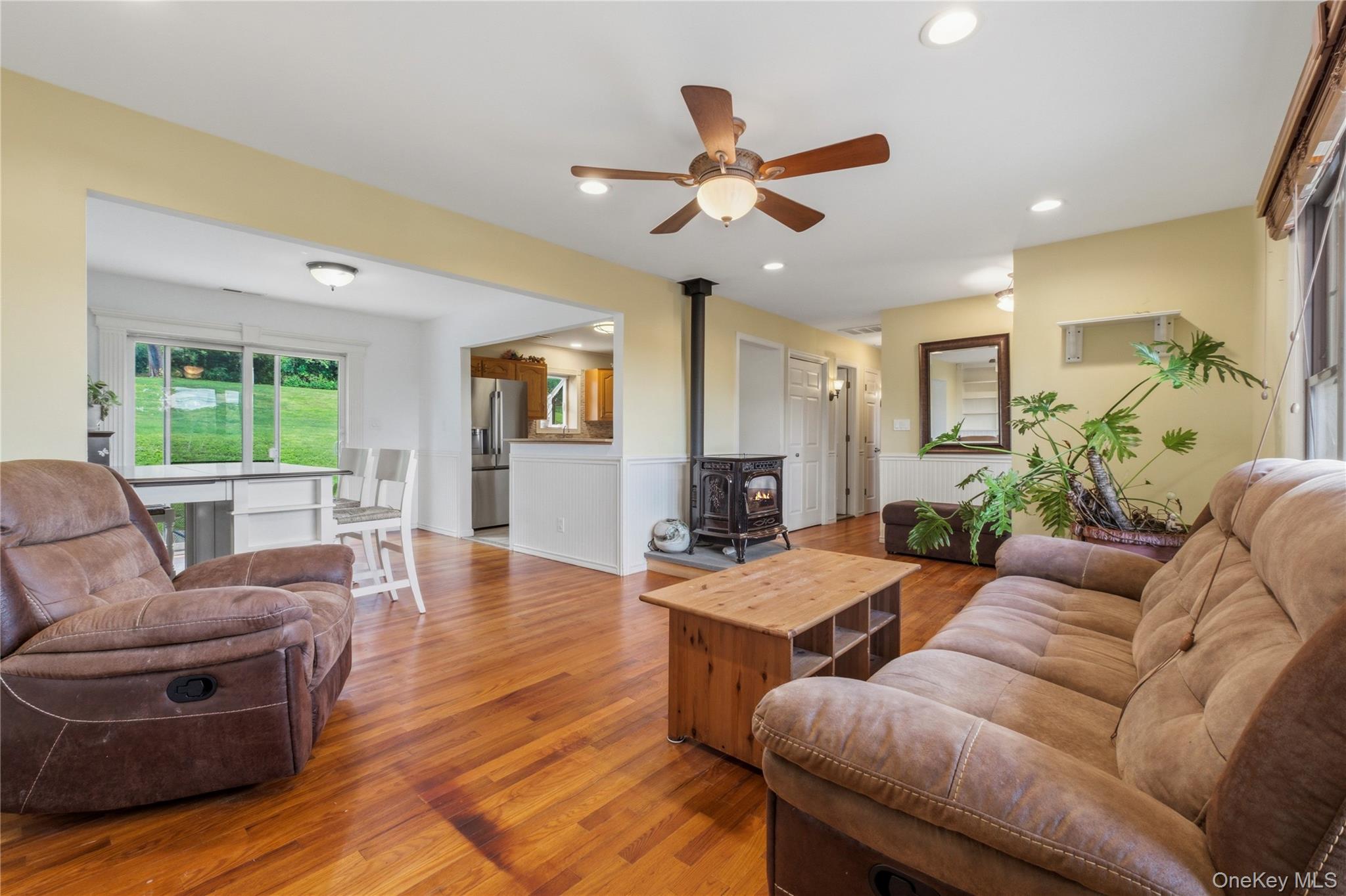 28 Hilltop Drive – For Sale photo 10