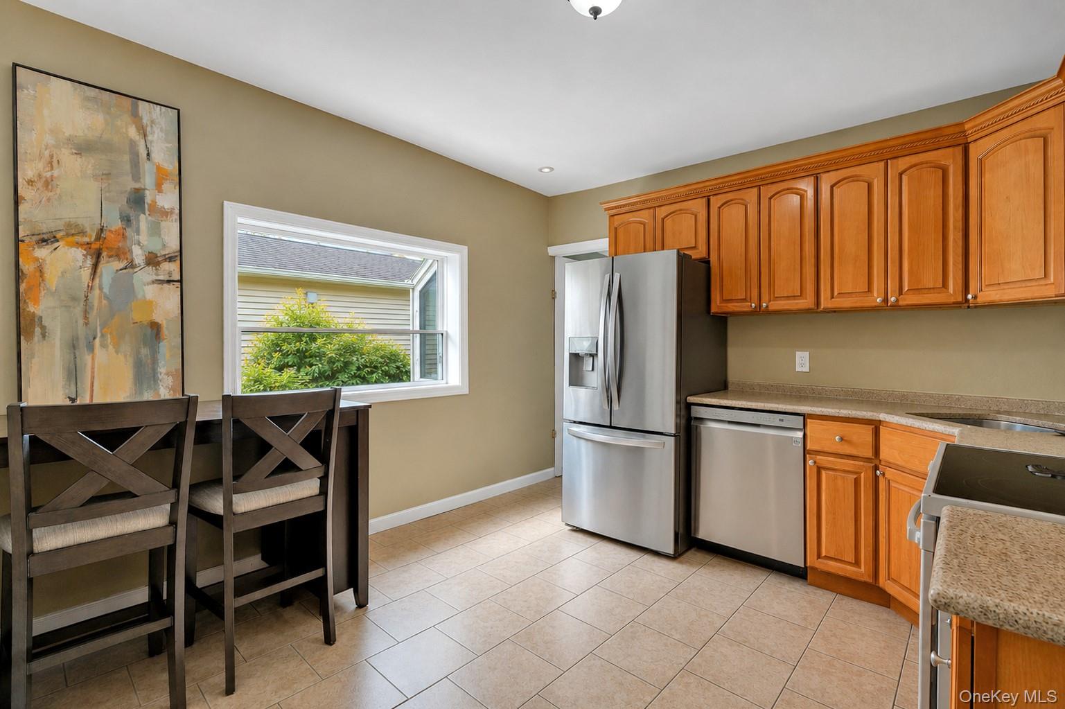 292 Roosevelt Avenue – For Sale photo 10