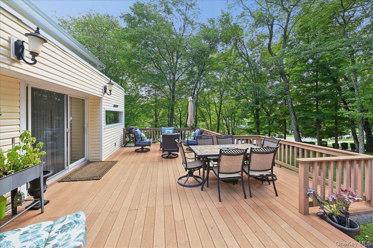 12 Berkshire Drive – For Sale photo 34