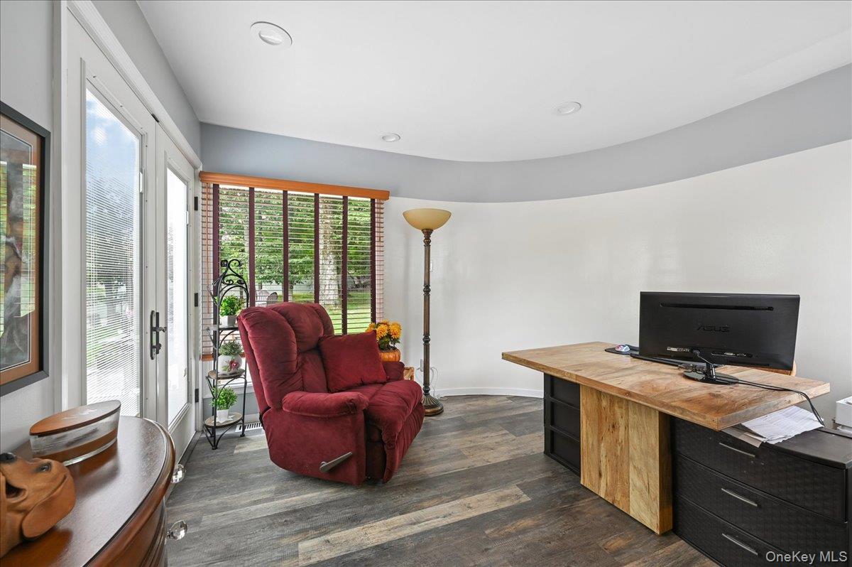 12 Berkshire Drive – For Sale photo 13