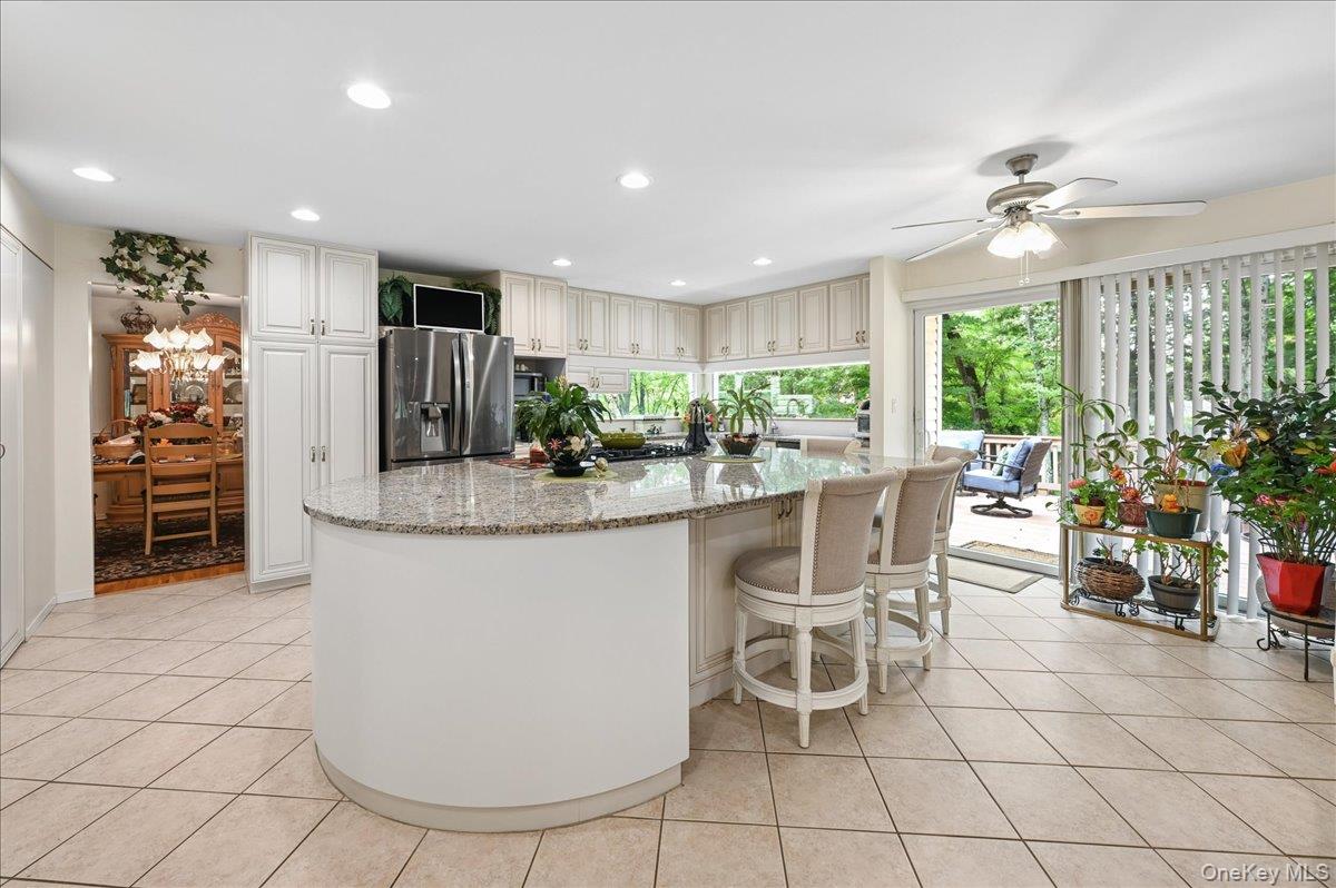 12 Berkshire Drive – For Sale photo 7