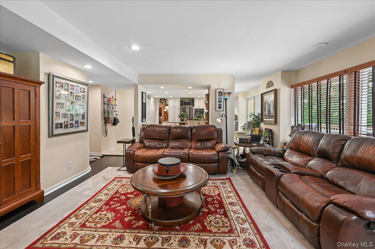12 Berkshire Drive – For Sale photo 14