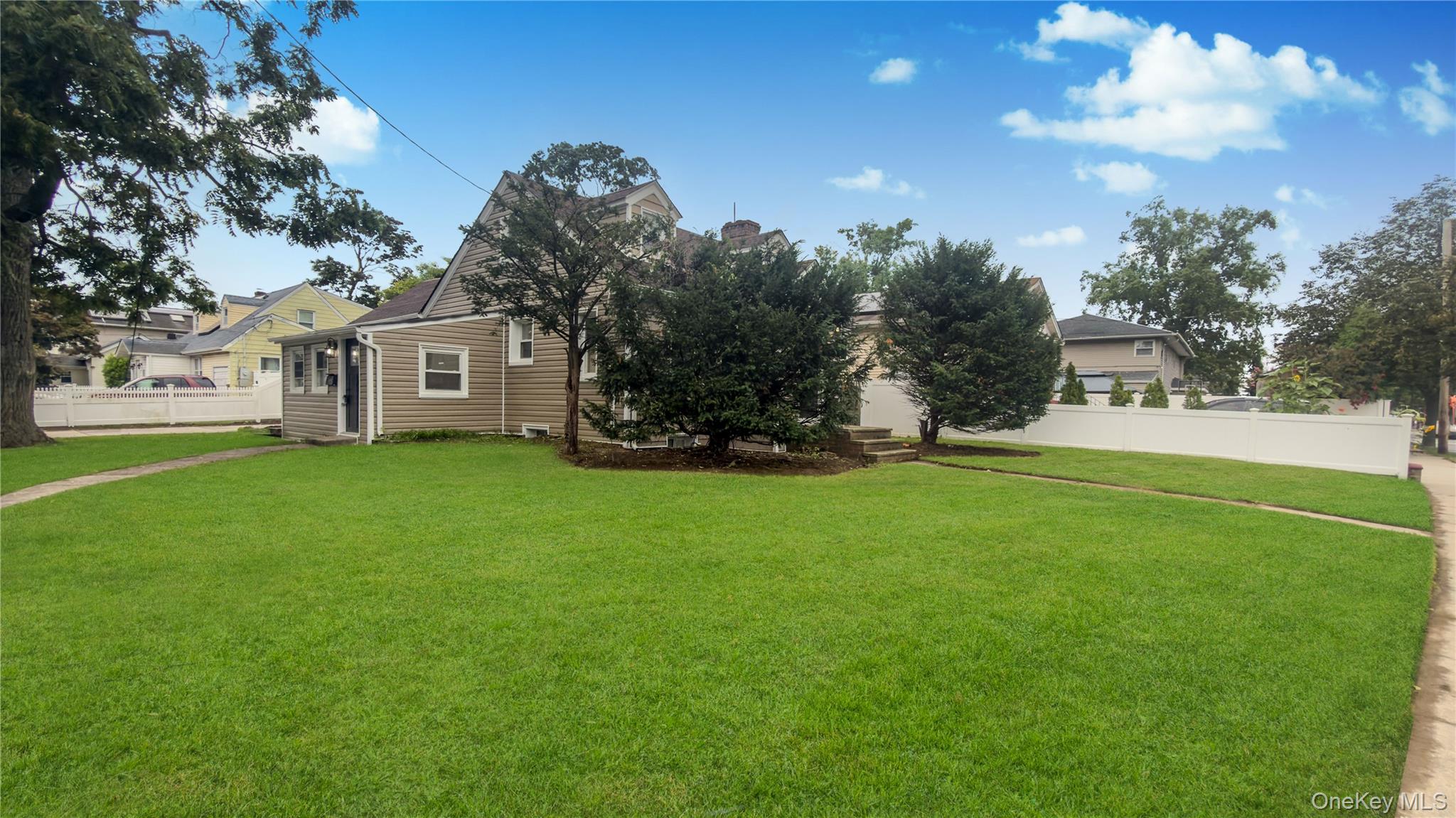 1180 Woodfield Road – For Sale photo 9