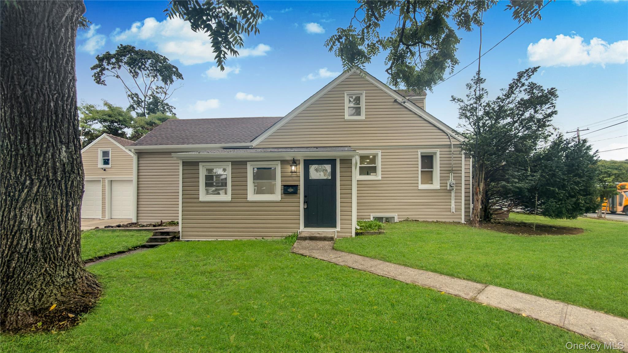 1180 Woodfield Road – For Sale photo 5