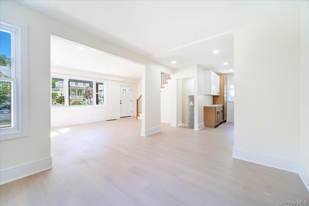 11 Maple Street – For Sale photo 9