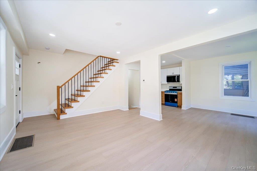 11 Maple Street – For Sale photo 7