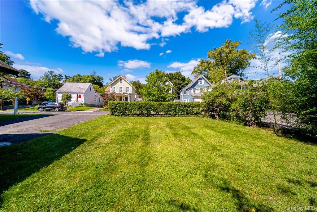 11 Maple Street – For Sale photo 30