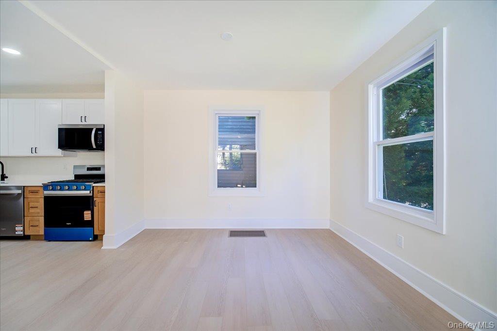 11 Maple Street – For Sale photo 10