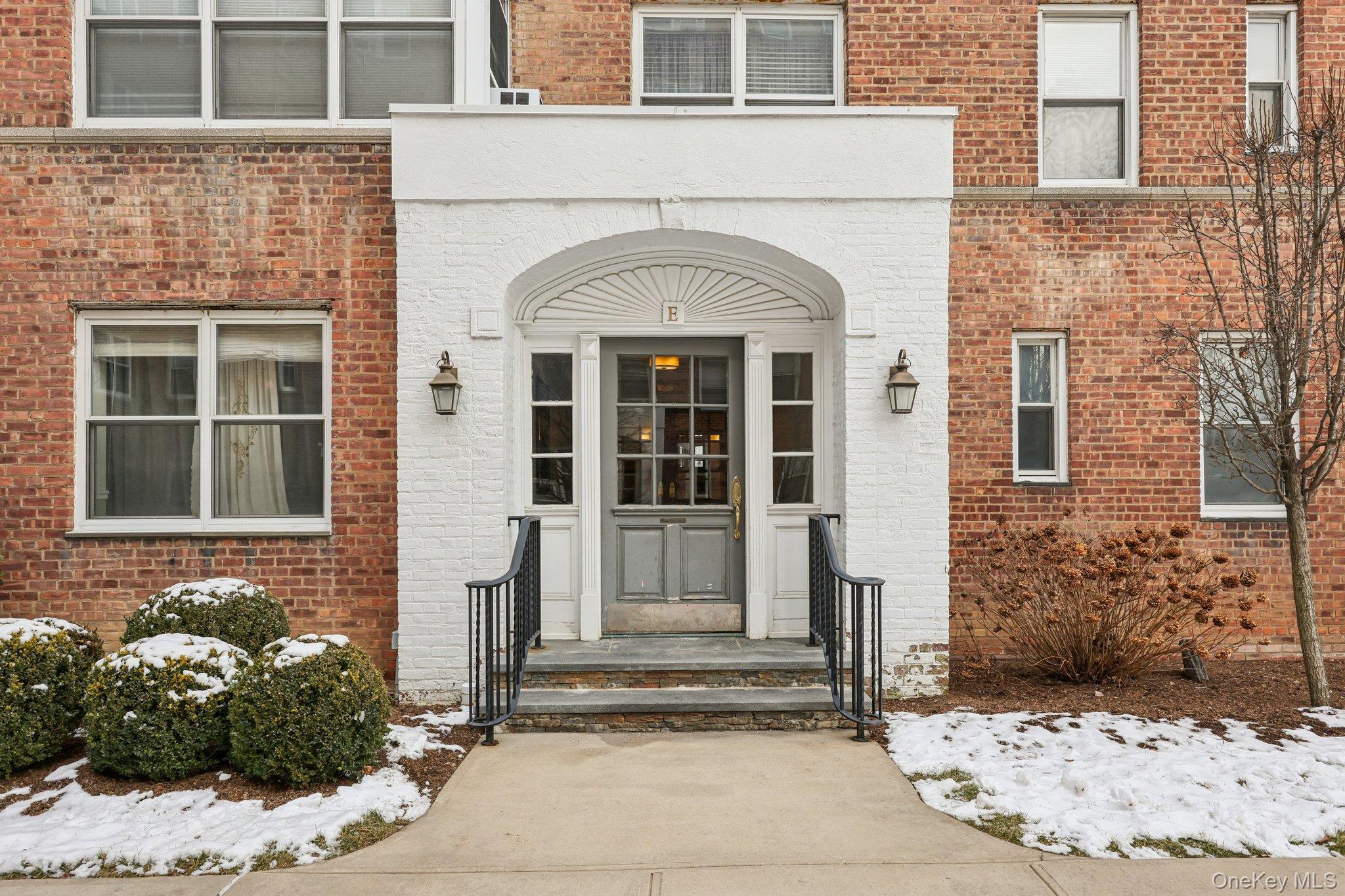 1 Bronxville Road, Unit 3S photo 3