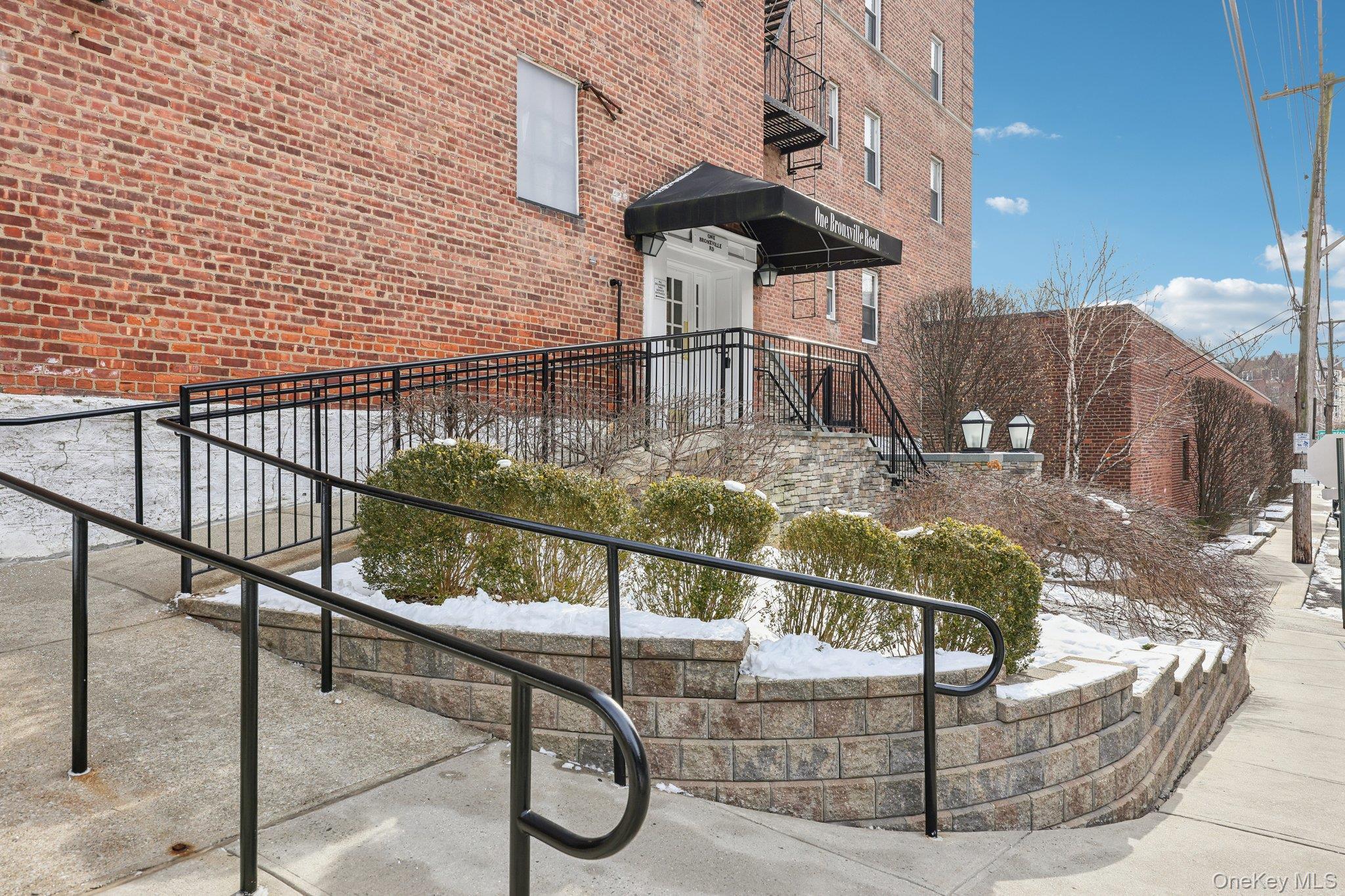 1 Bronxville Road, Unit 3S