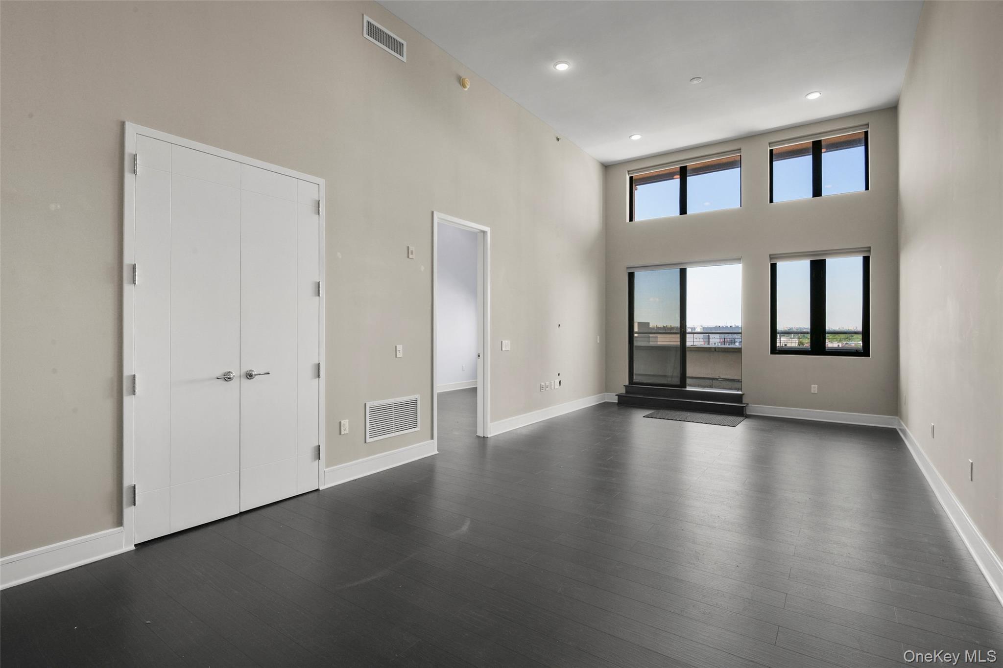 25 Leroy Place, Unit PH7 photo 6