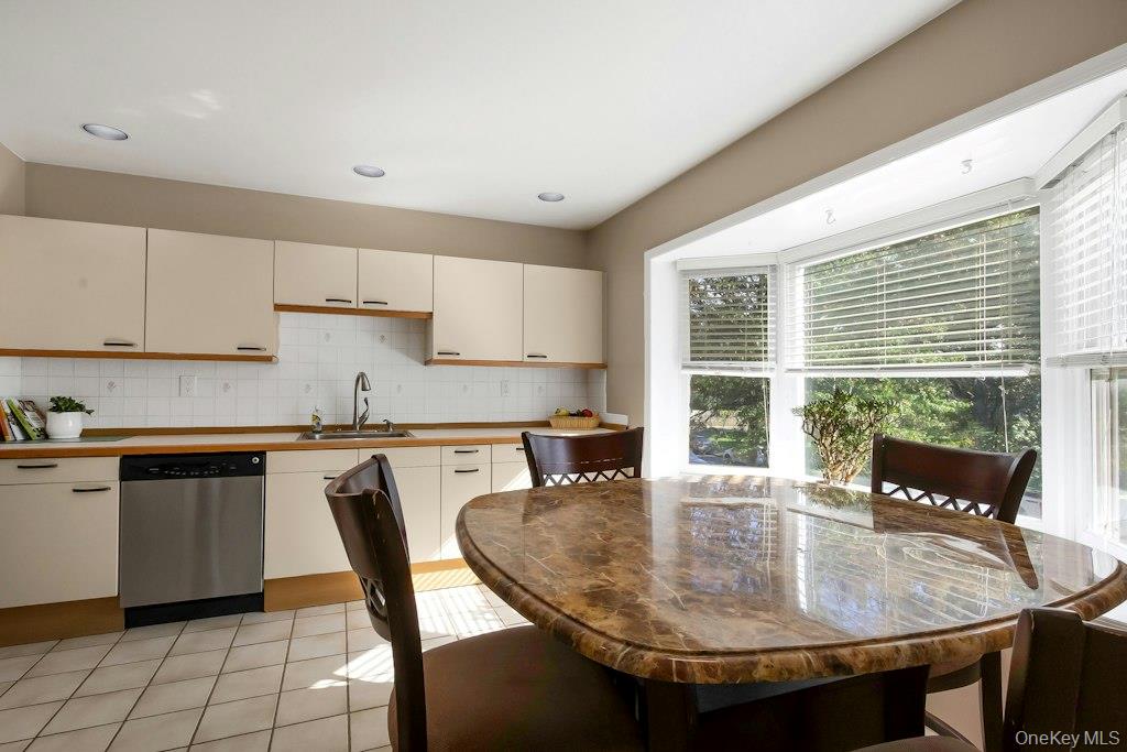 14 Corners Road – For Sale photo 14