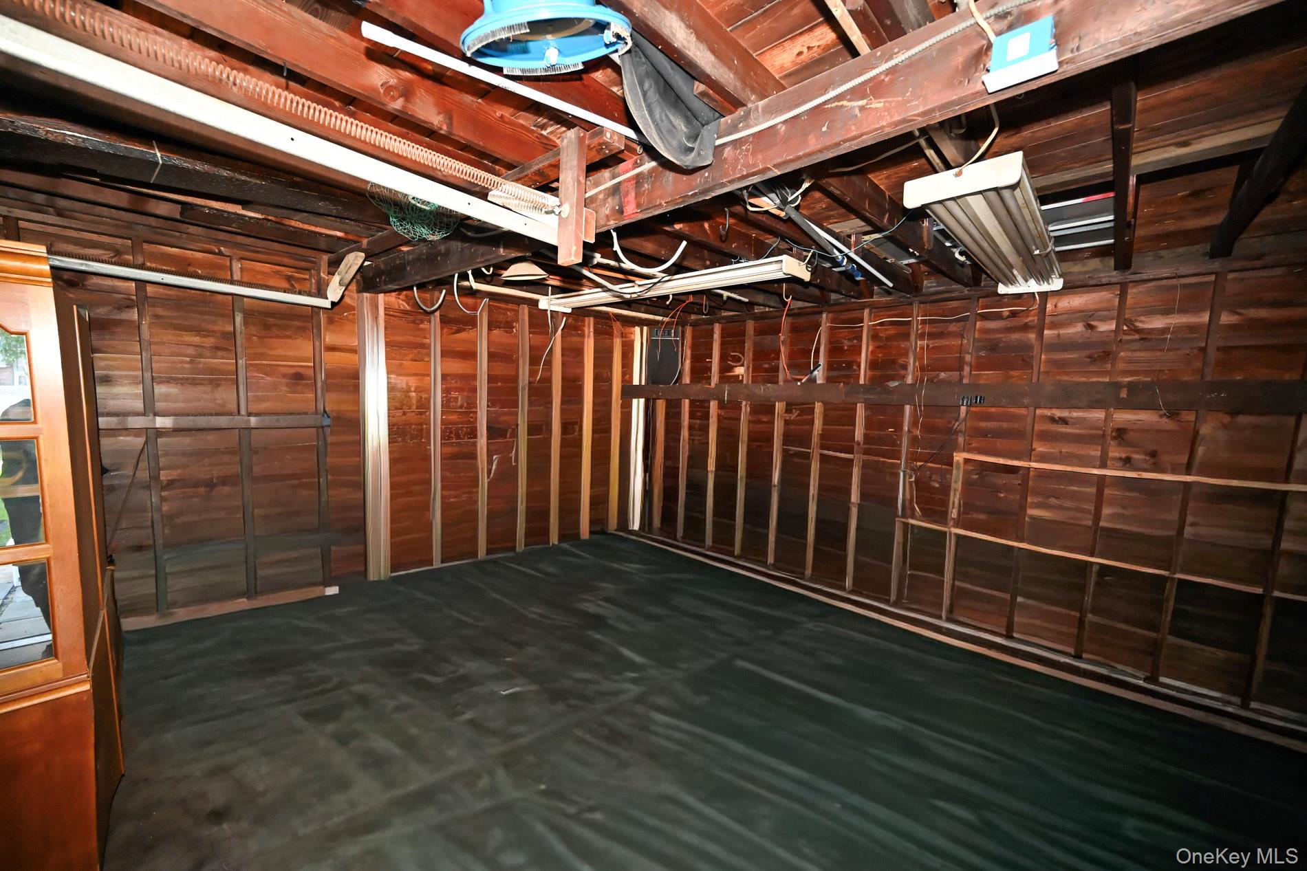 2297 Girard Place – For Sale photo 28