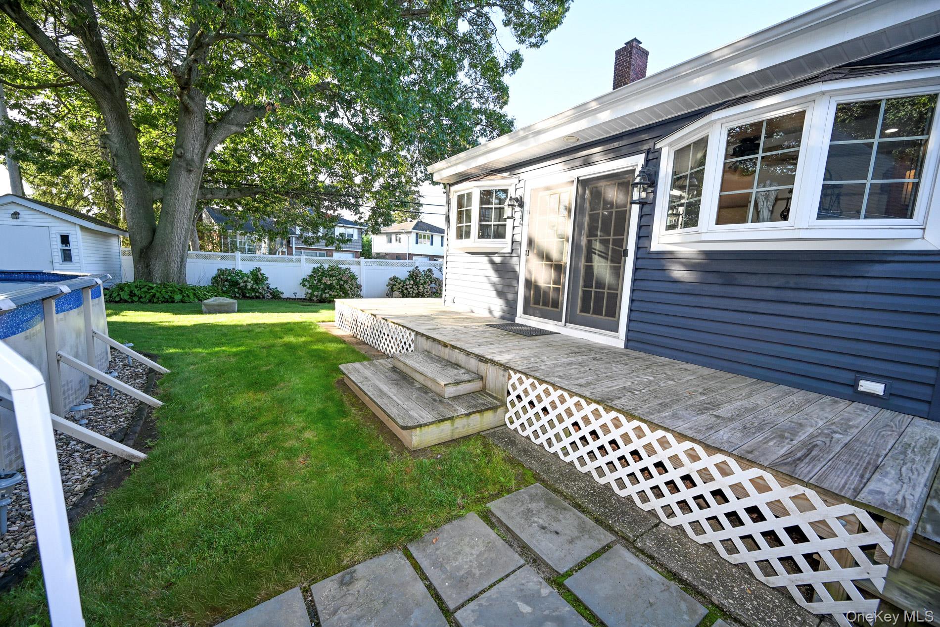 2297 Girard Place – For Sale photo 27