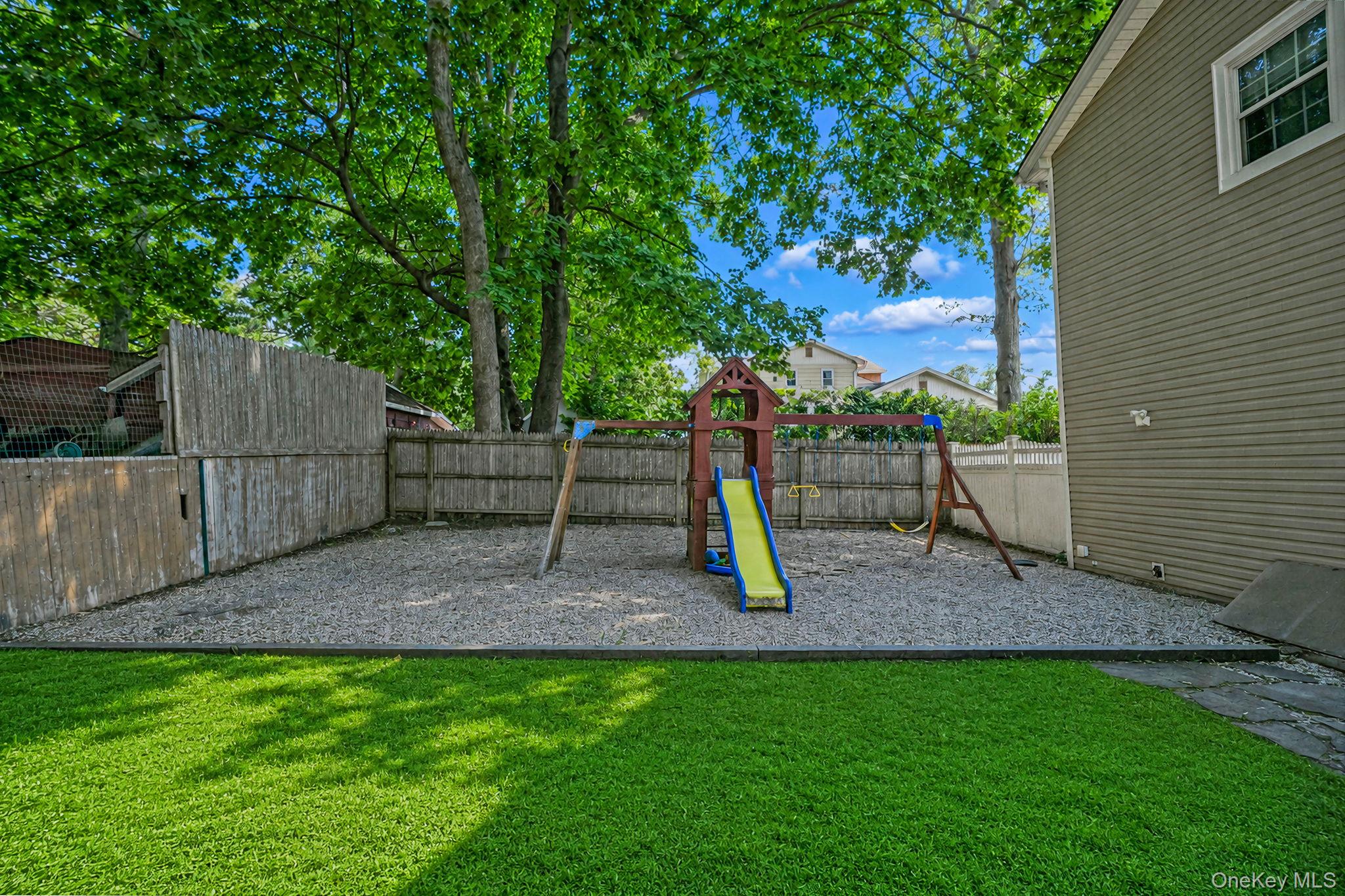 15 Jamar Lane – For Sale photo 32