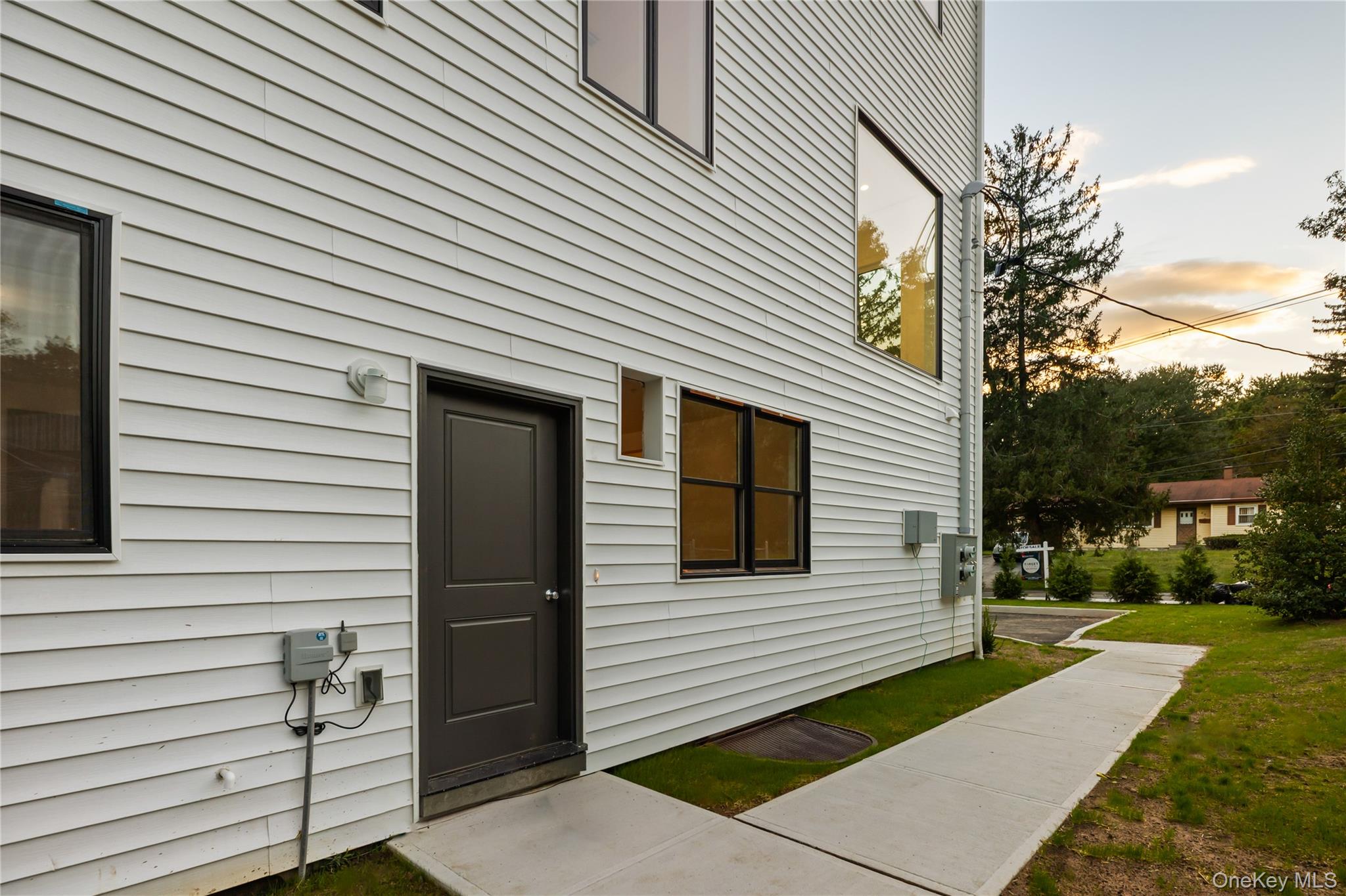 30 Northbrook Road, Unit 201 photo 35