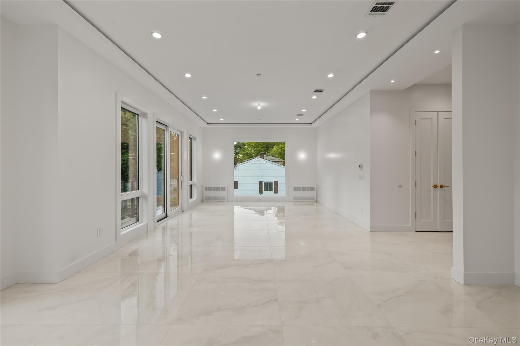 30 Northbrook Road, Unit 201 photo 18
