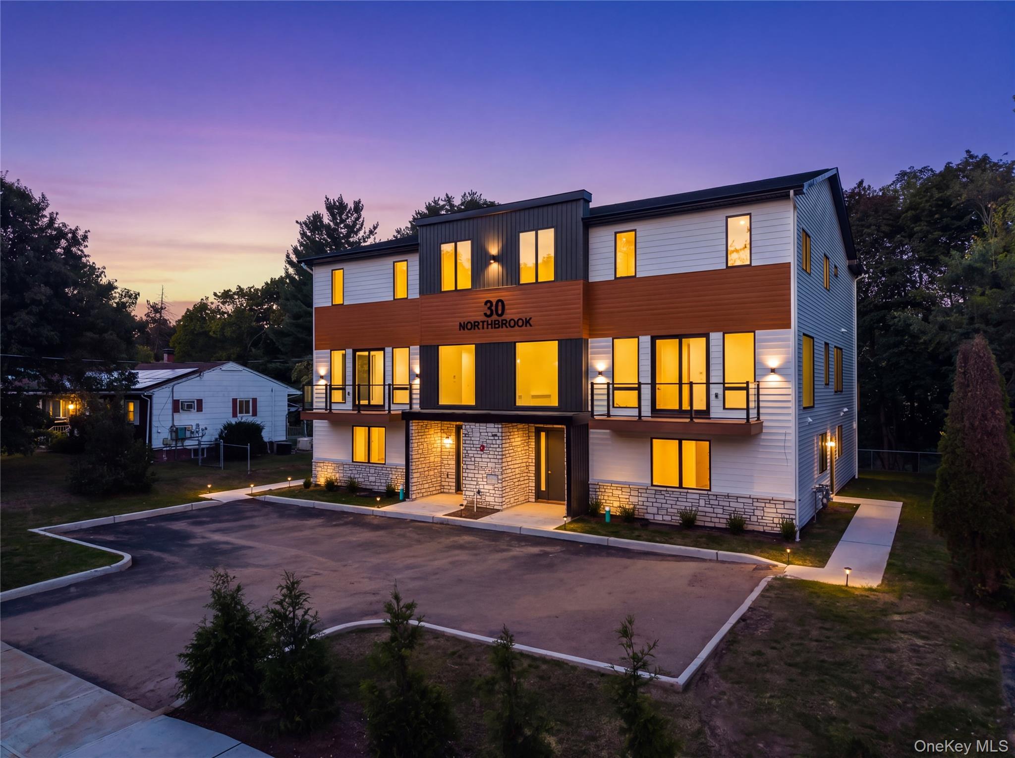 30 Northbrook Road, Unit 201 photo 3