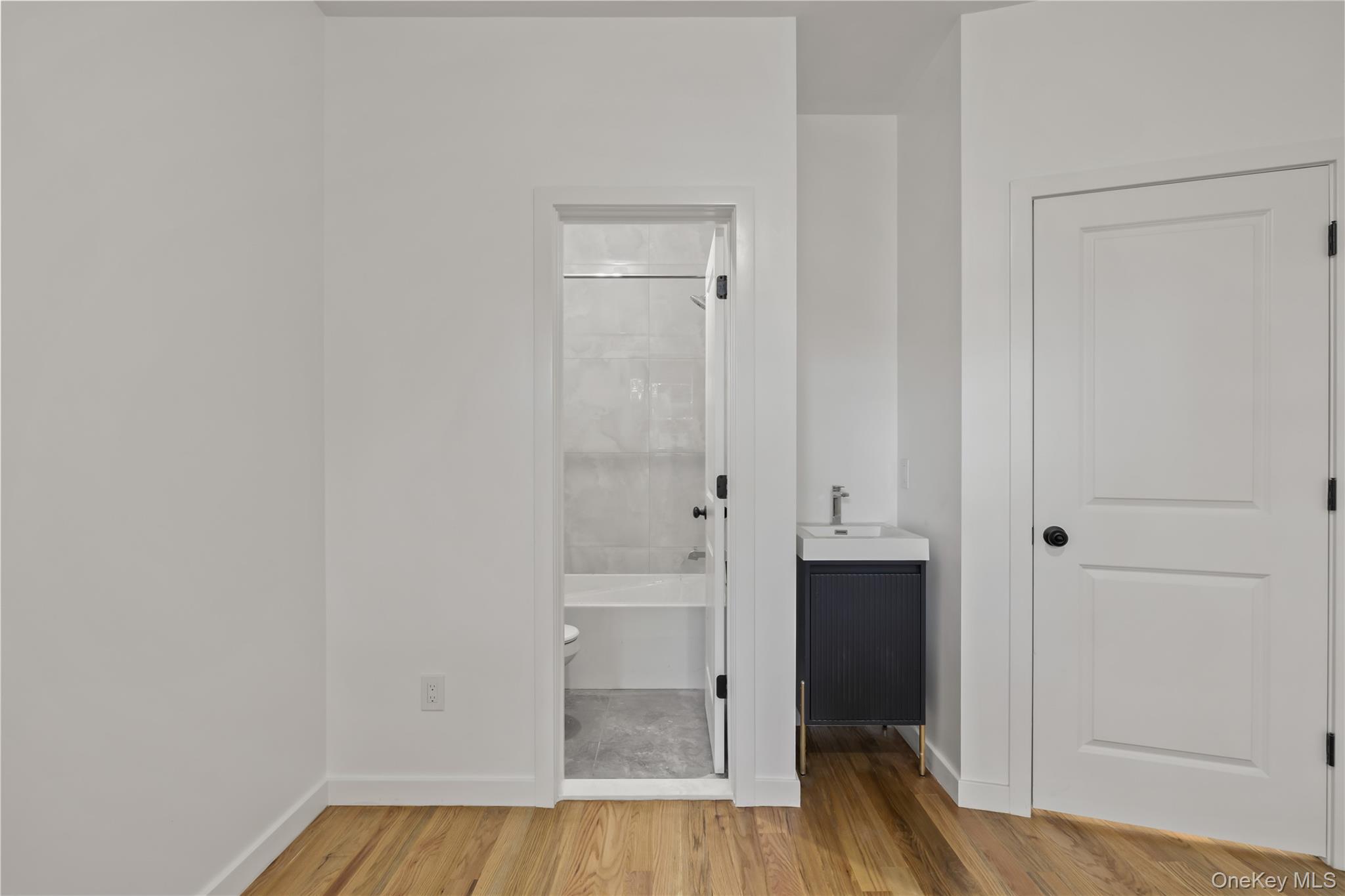30 Northbrook Road, Unit 201 photo 42