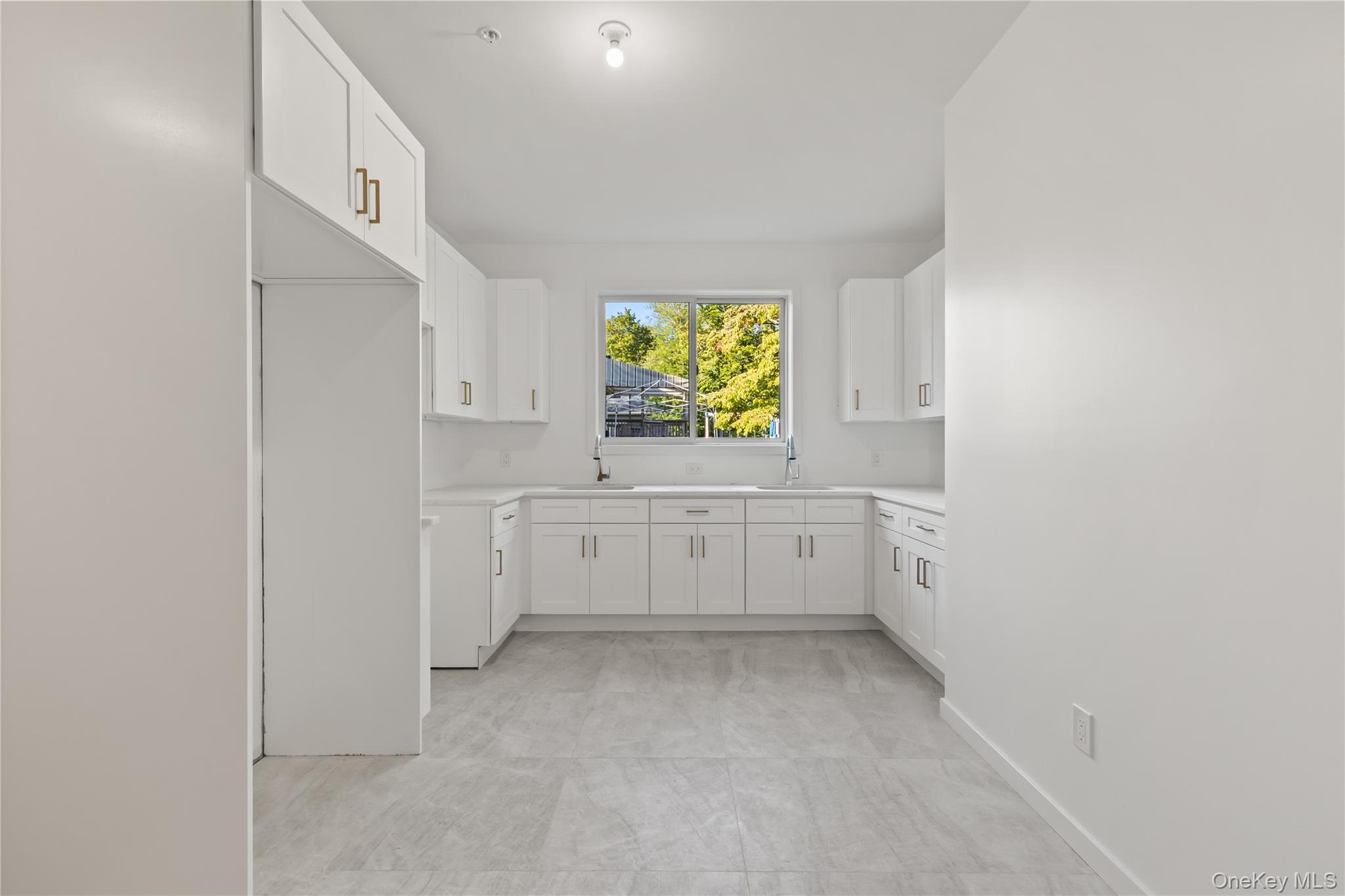 30 Northbrook Road, Unit 201 photo 38