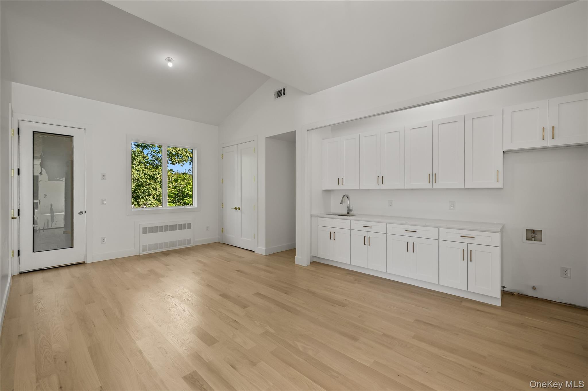 30 Northbrook Road, Unit 201 photo 14