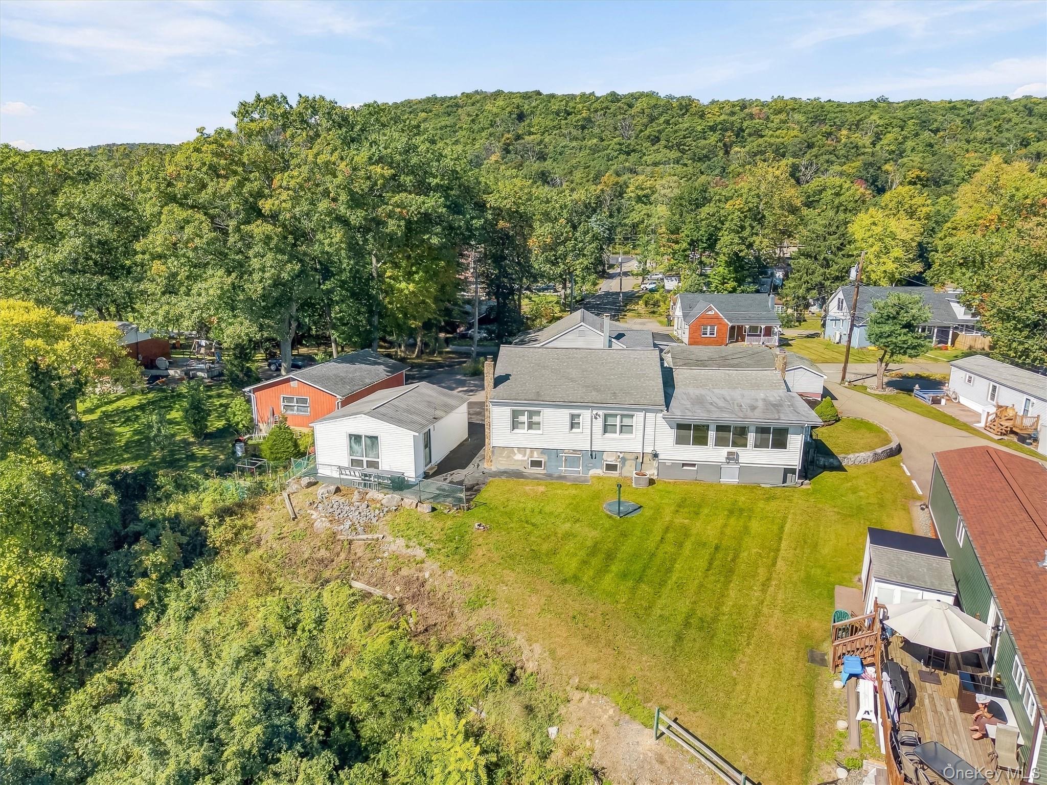 21 Rivercrest Road – For Sale photo 40