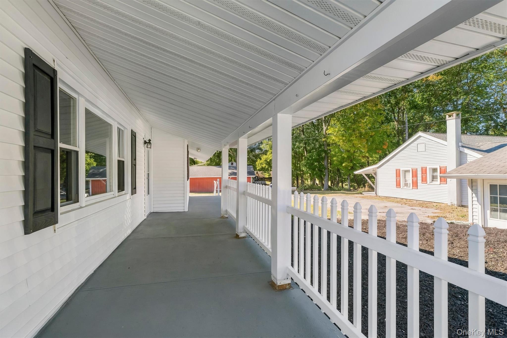 21 Rivercrest Road – For Sale photo 9