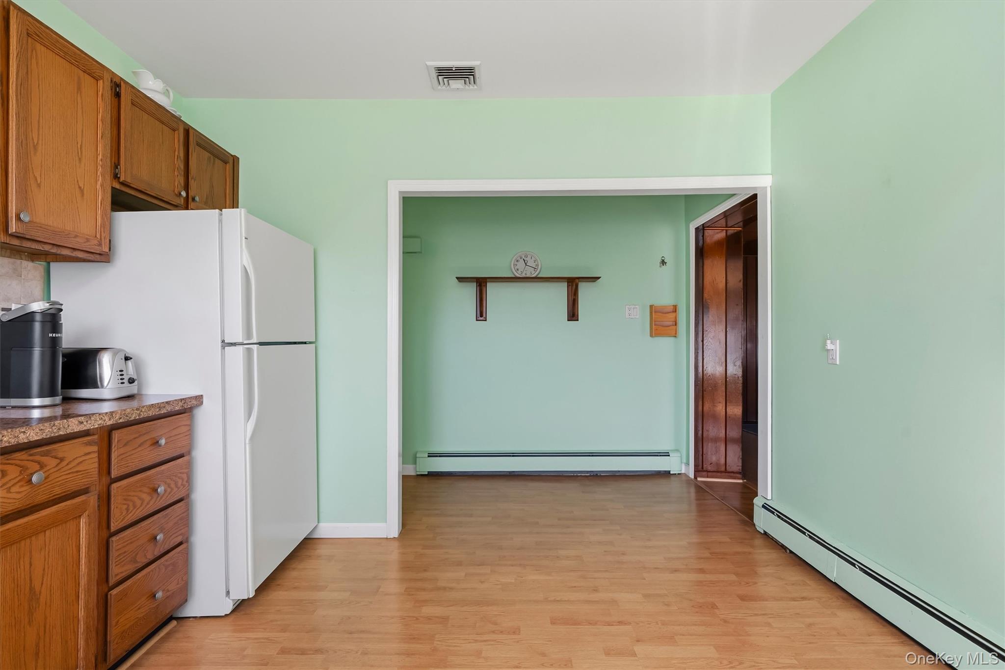 21 Rivercrest Road – For Sale photo 24