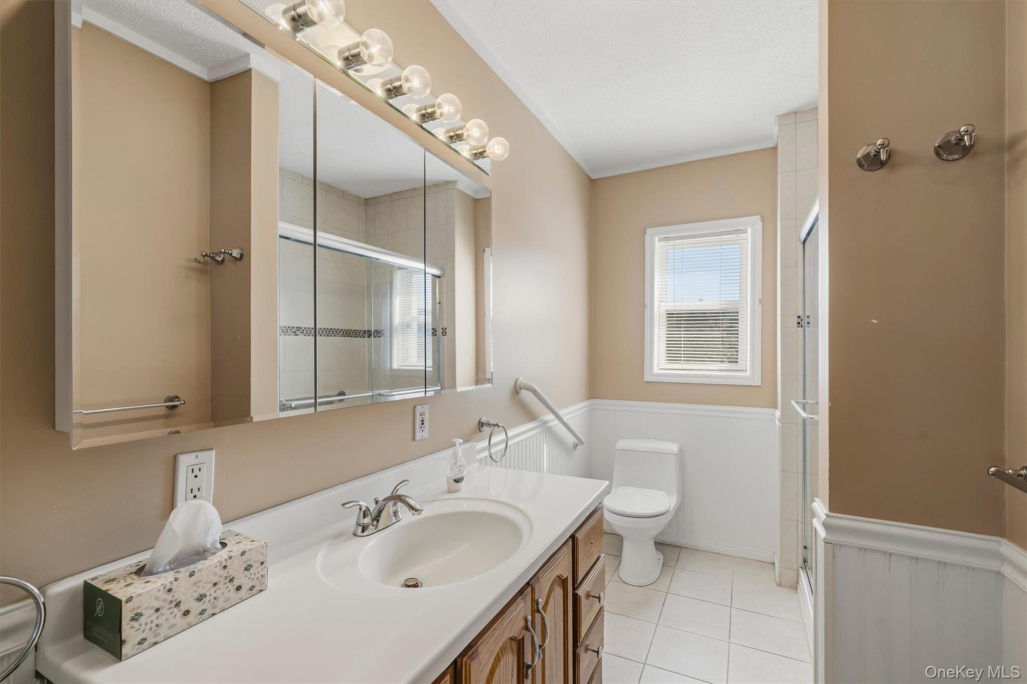 21 Rivercrest Road – For Sale photo 26