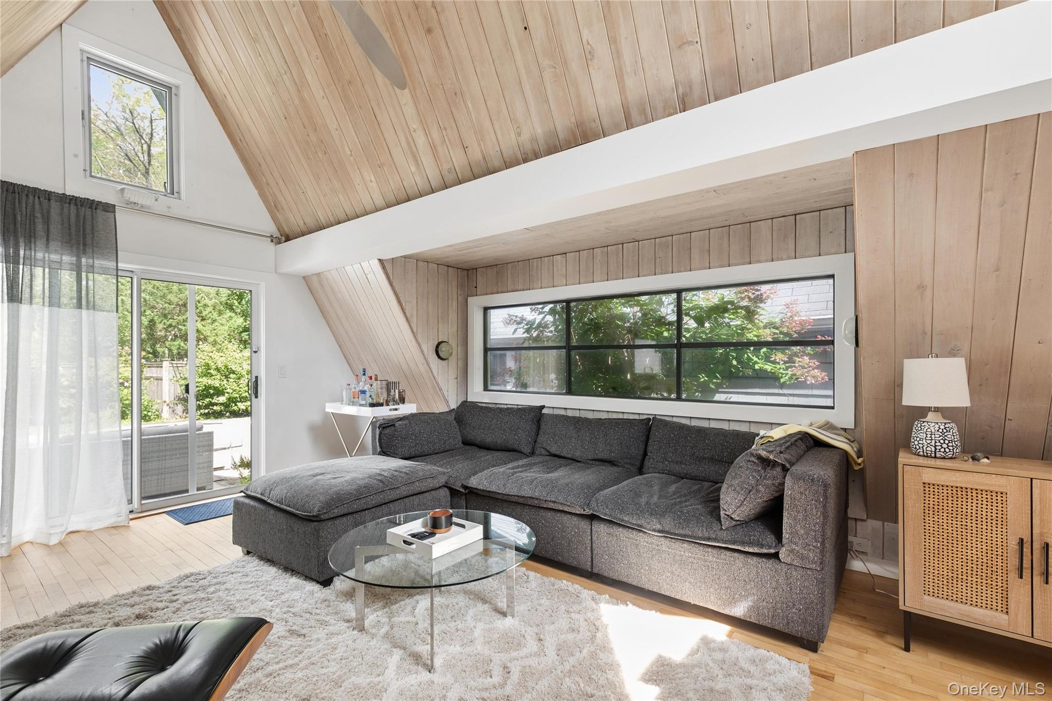 10 Oak Lane – For Sale photo 7