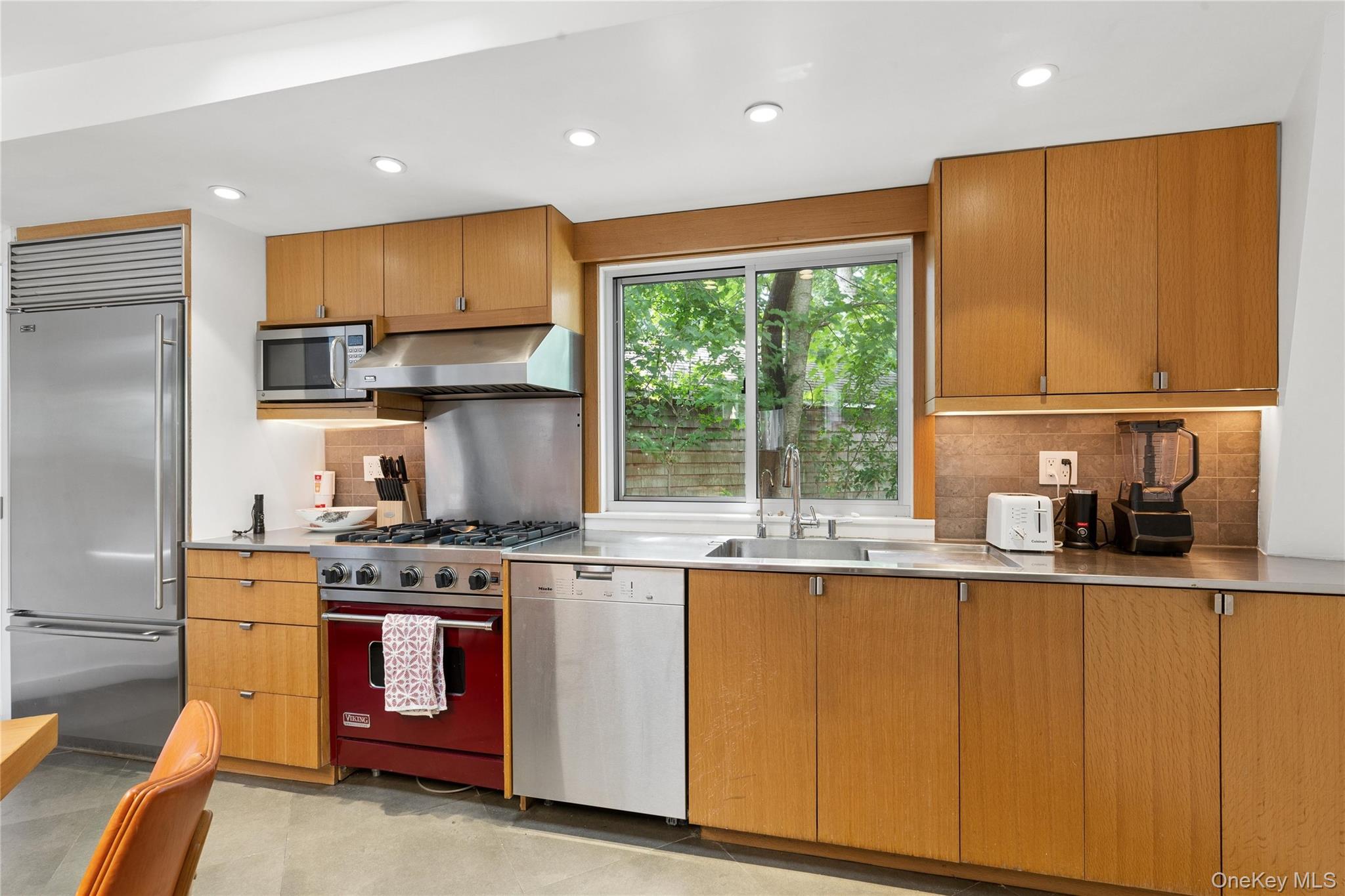 10 Oak Lane – For Sale photo 9