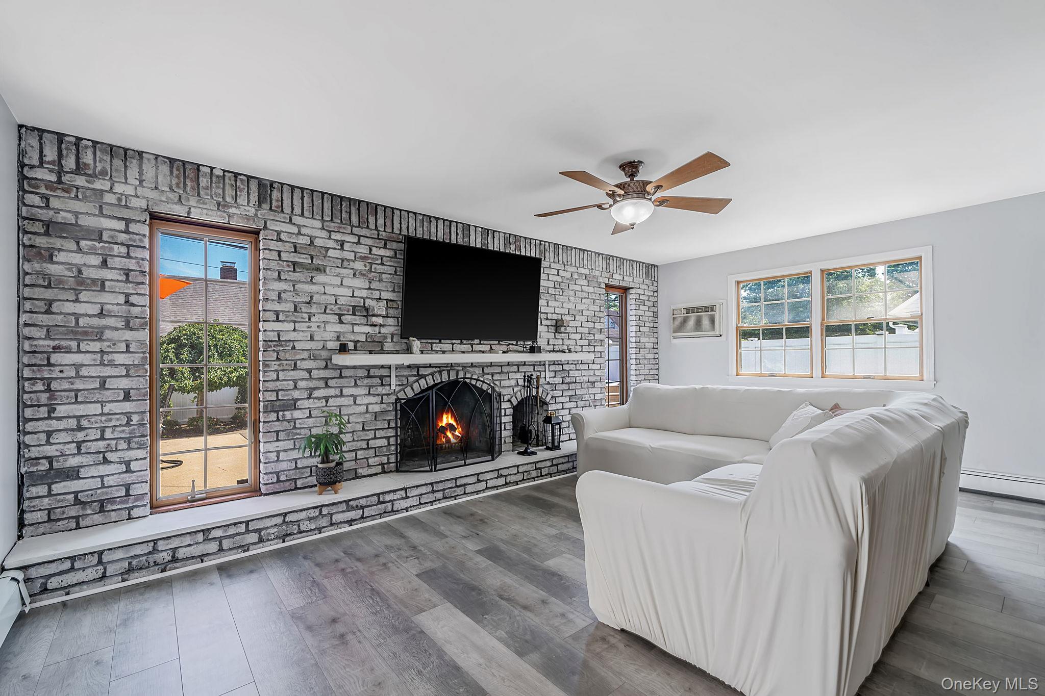 90 Twin Lane N – For Sale photo 5