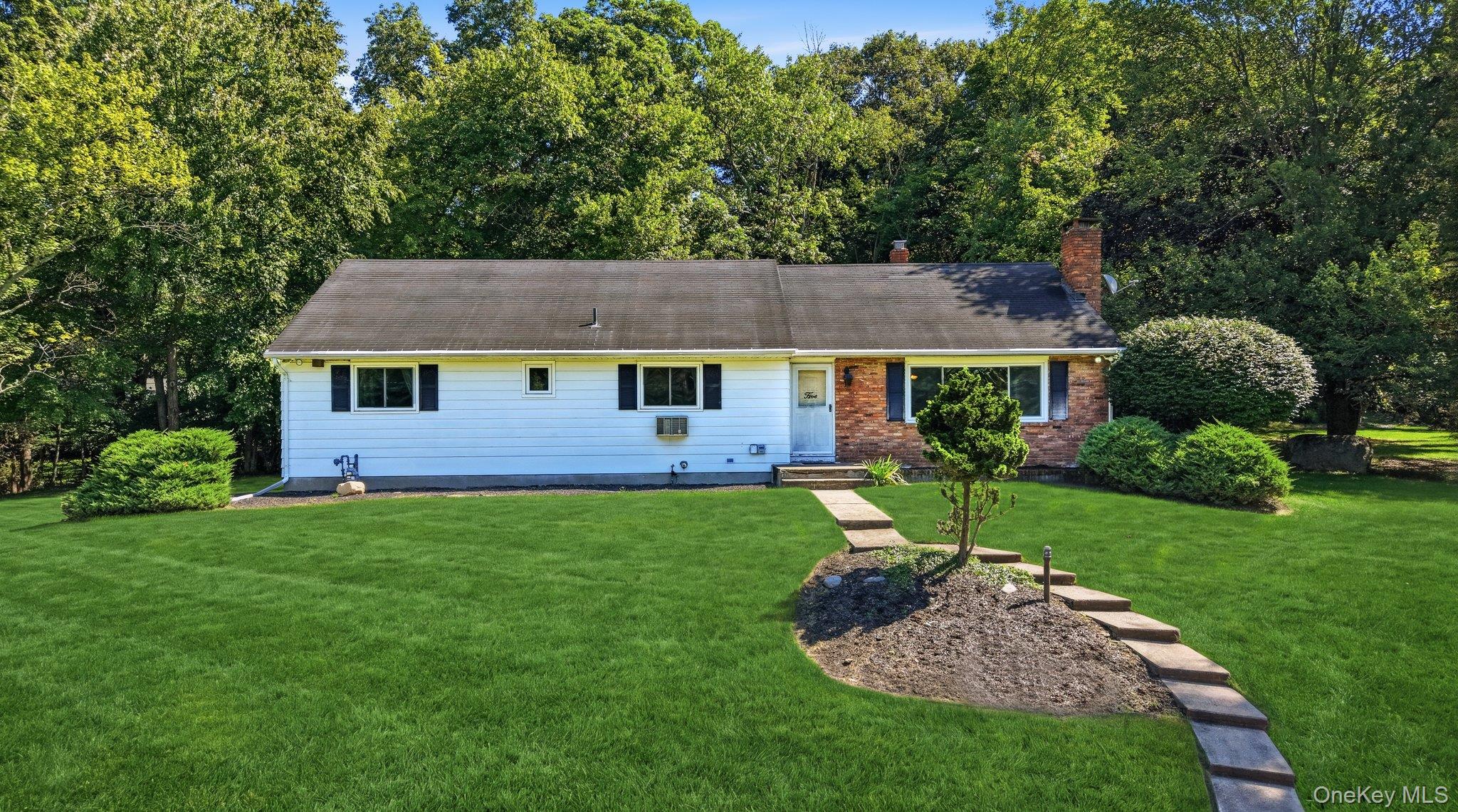 5 River Road – For Sale photo 2