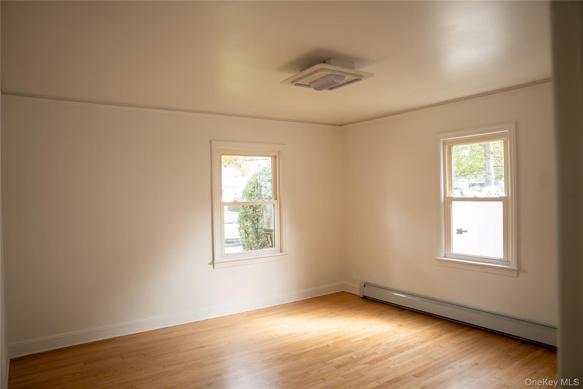 586 Stratford Road – For Sale photo 5