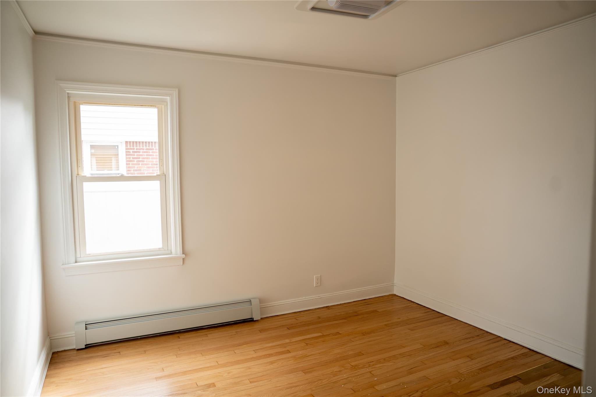586 Stratford Road – For Sale photo 6