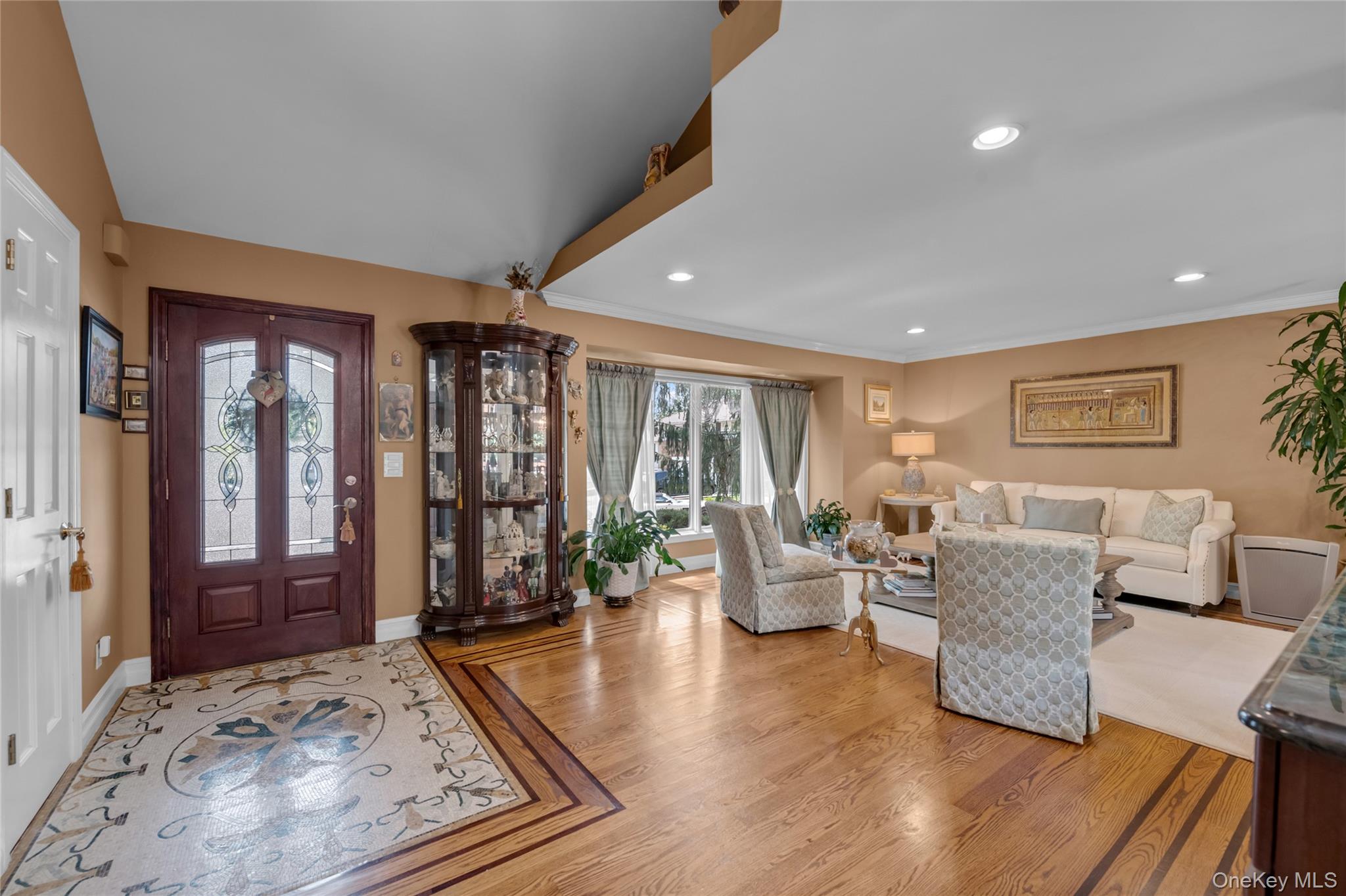 936 Stratford Court – For Sale photo 3