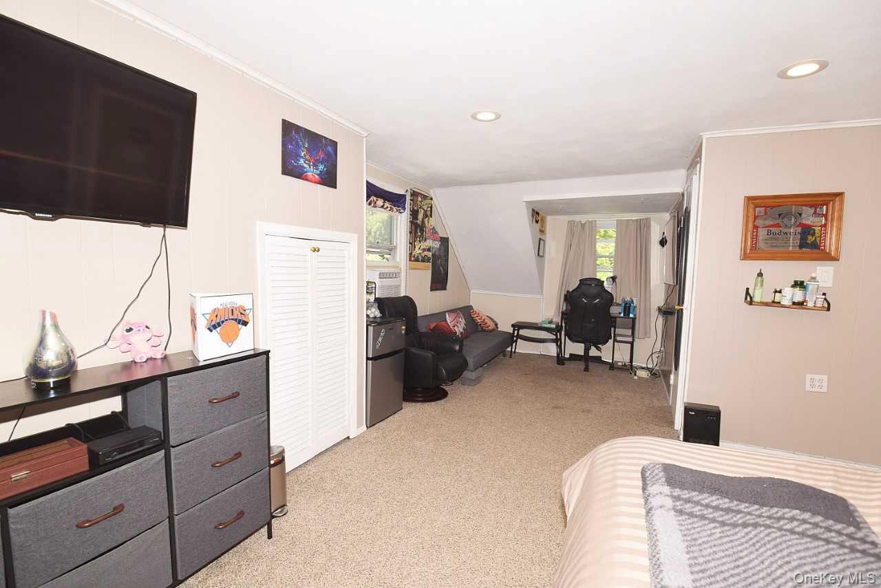 90 Cornell Drive – For Sale photo 14