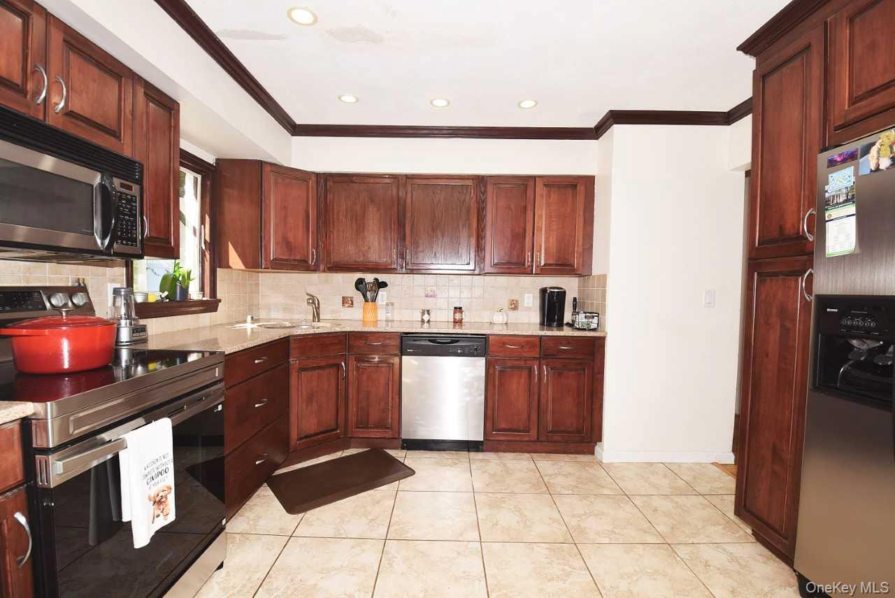 90 Cornell Drive – For Sale photo 5